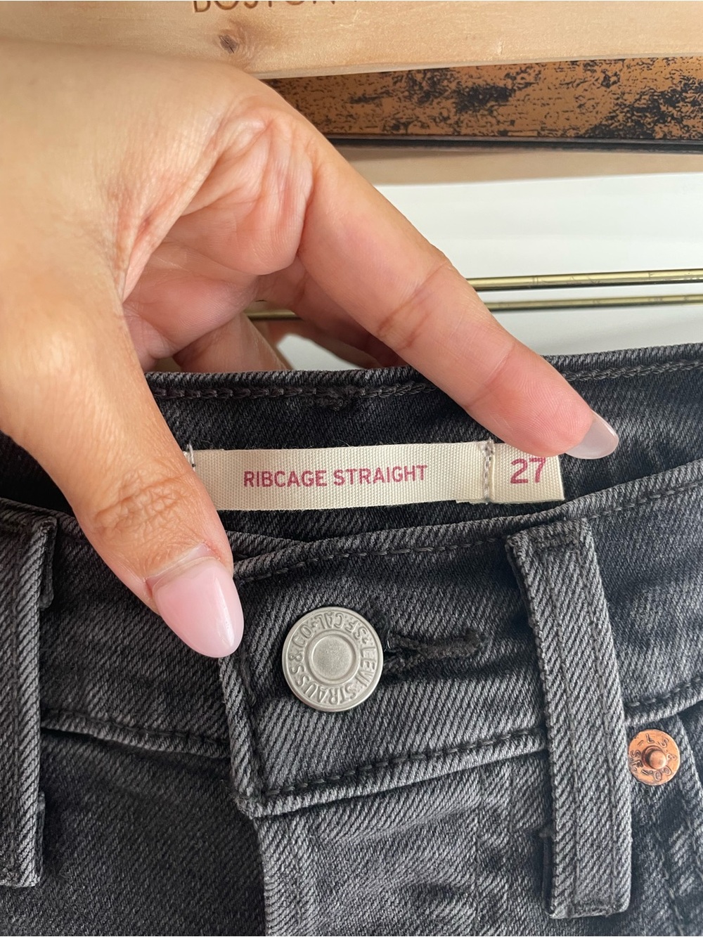 Levi's Ribcage Straight Leg Jeans - Charcoal Black - Picture 4 of 5